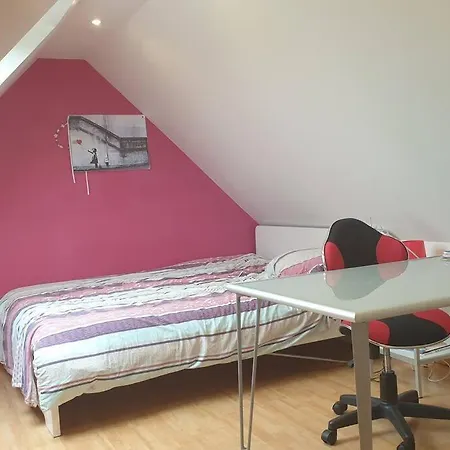 Maison Familiale Avec Parking *