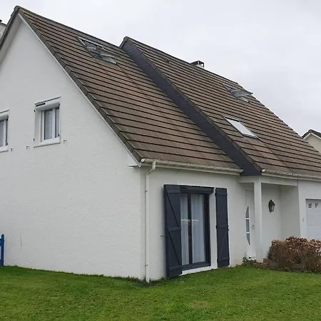 Maison Familiale Avec Parking *